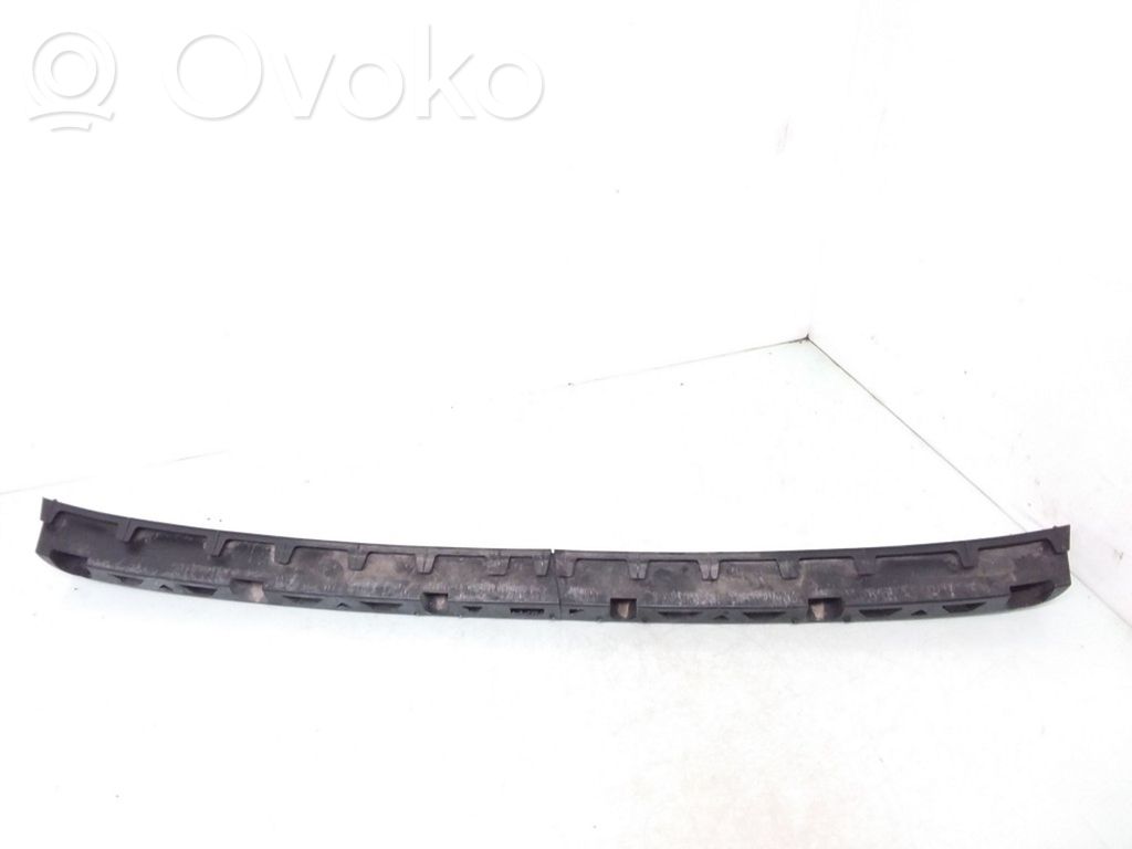 Skoda Fabia Mk2 (5J) Uchwyt / Mocowanie zderzaka tylnego 