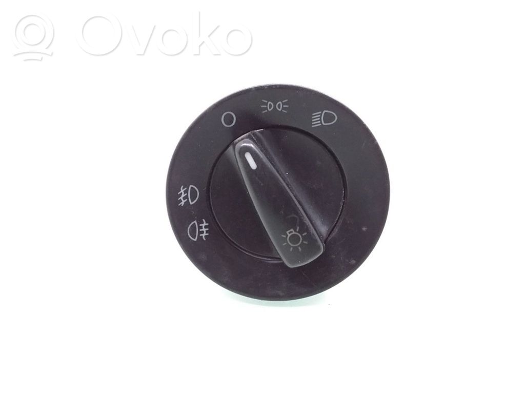 Light switch   3B0941531C