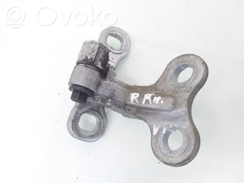 Volvo V50 Front door upper hinge 