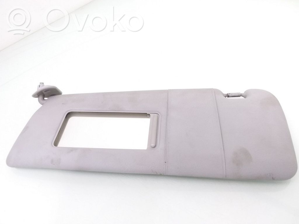 Sun visor