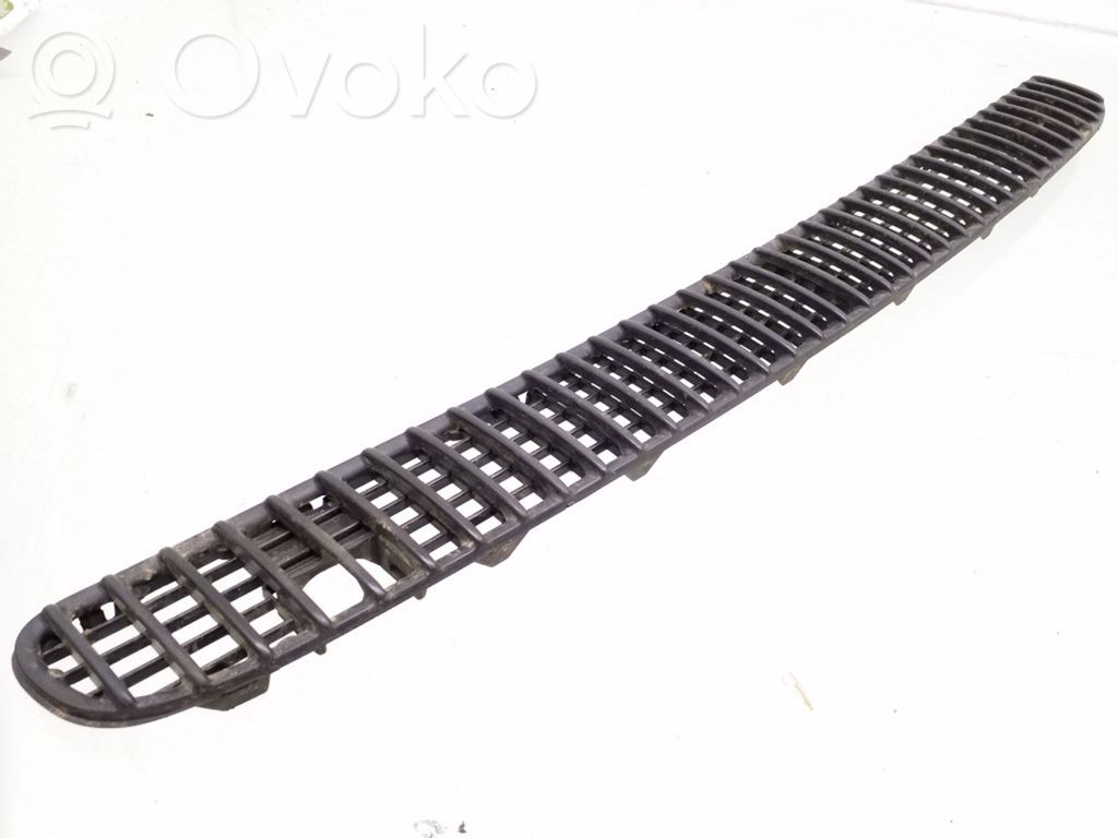 BMW 3 E46 Grille calandre de capot 