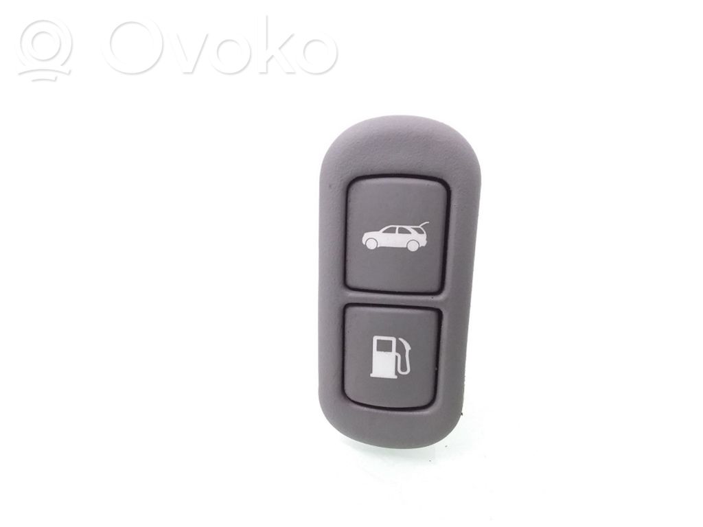 KIA Sorento Fuel tank opening switch 