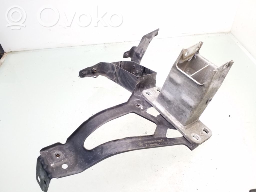 BMW 5 E60 E61 Front bumper shock/impact absorber 