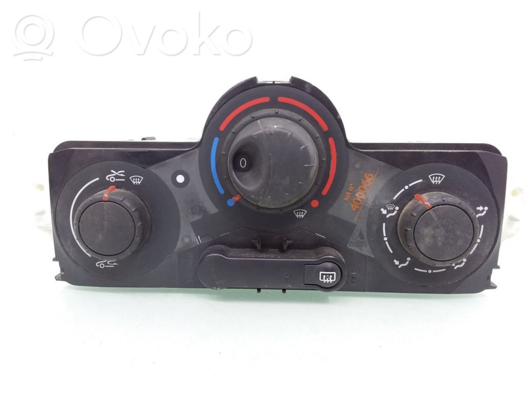 Renault Megane II Climate control unit 