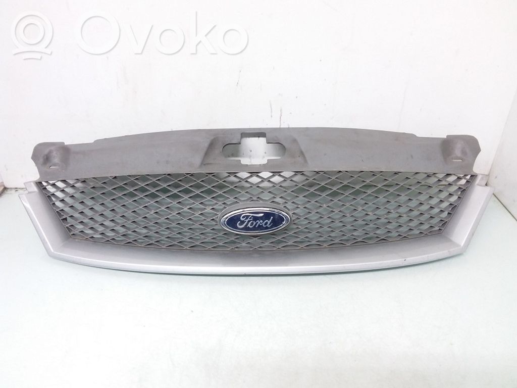 Ford Mondeo Mk III Front bumper upper radiator grill 