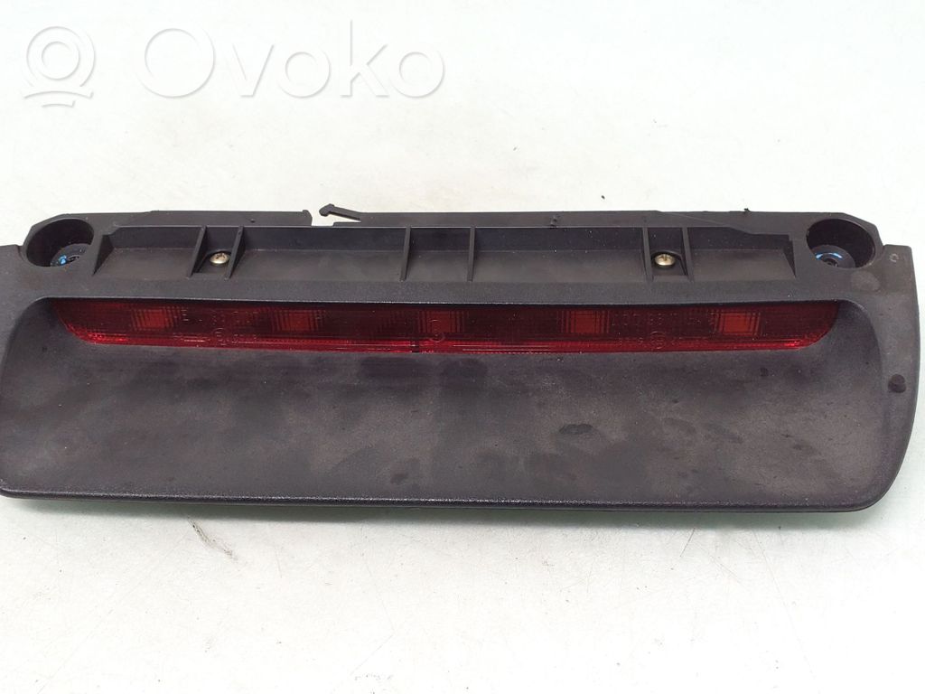 Citroen C5 Third/center stoplight 