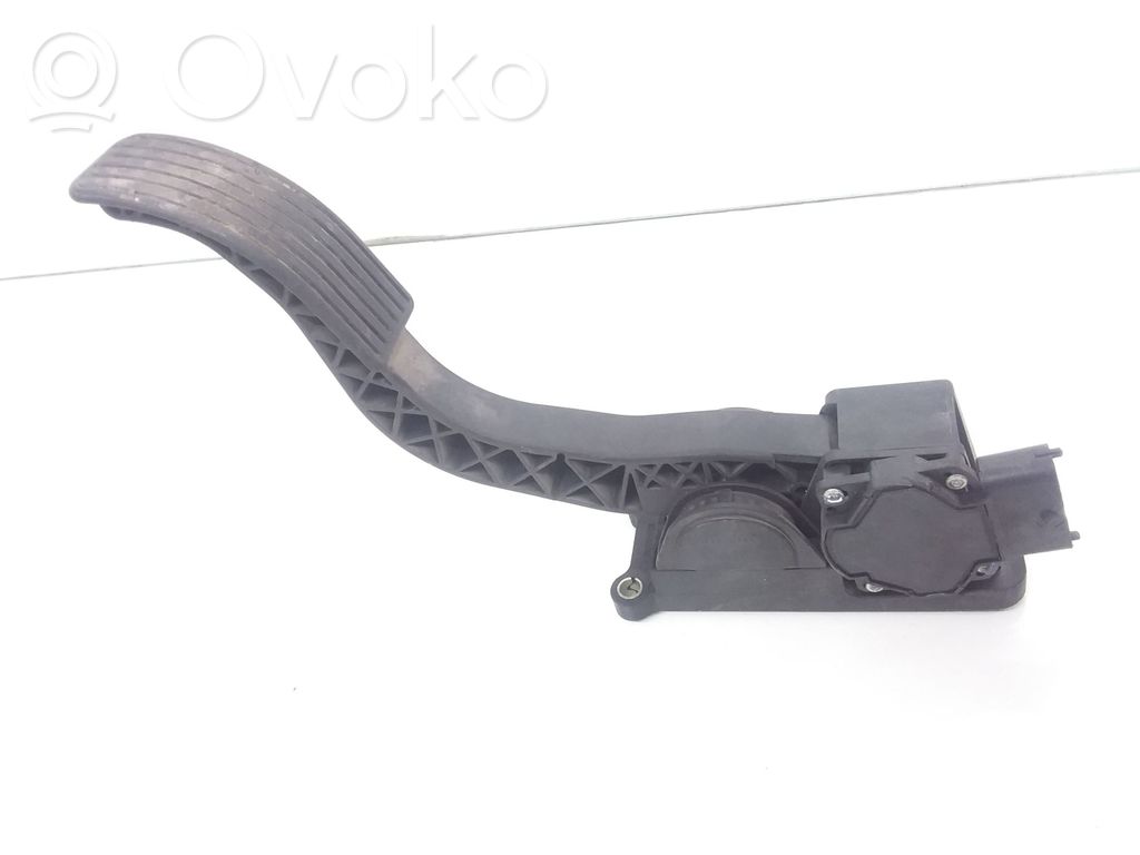 KIA Carnival Accelerator throttle pedal 