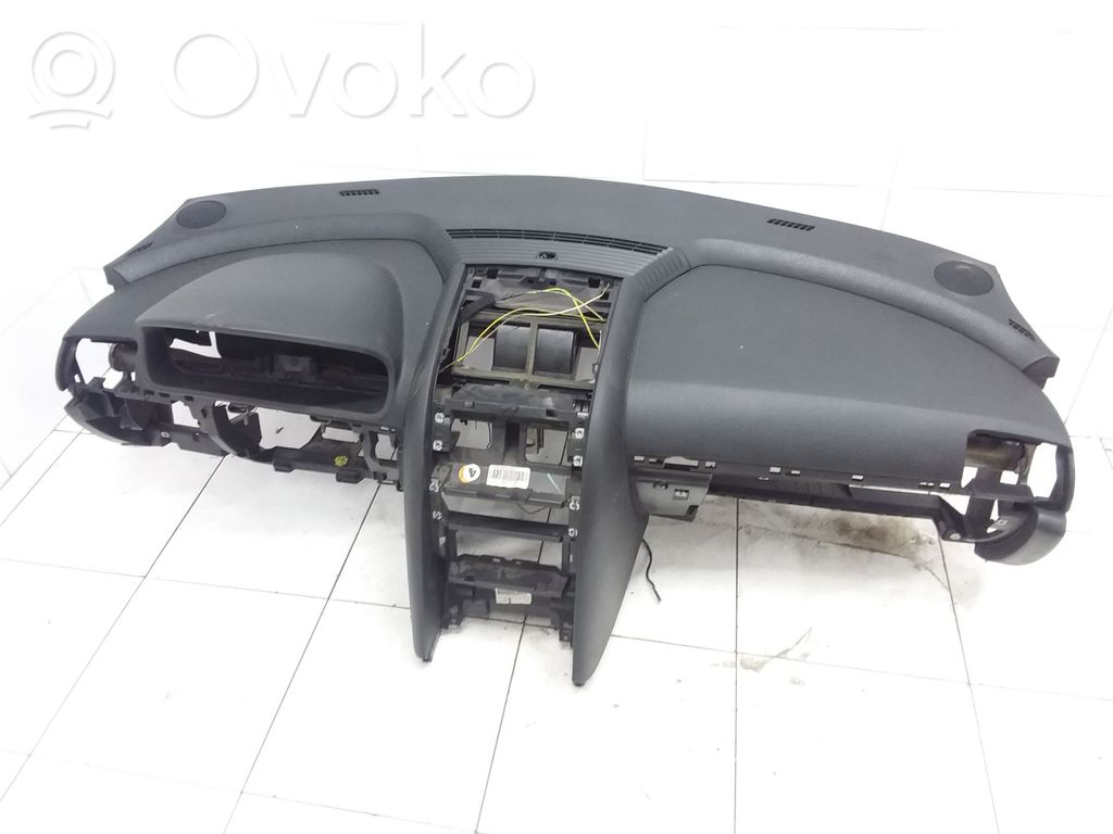 Peugeot 407 Dashboard 