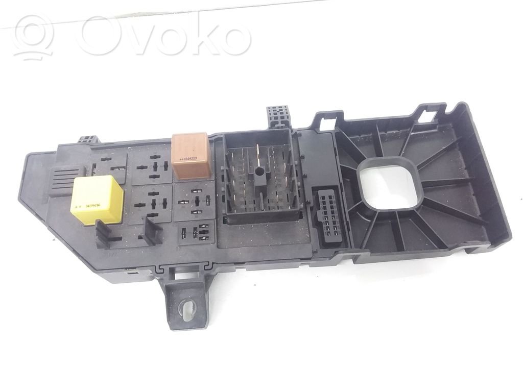 Opel Vectra C Módulo de fusible 