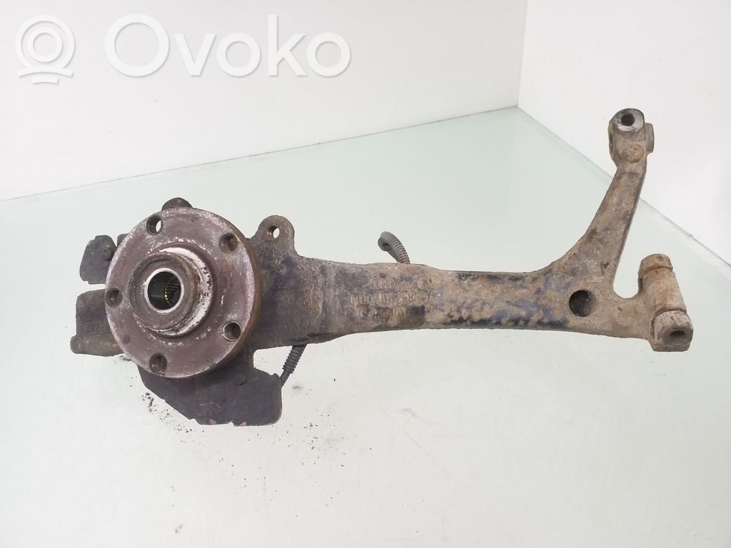 Volkswagen PASSAT B5 Zwrotnica koła przedniego 