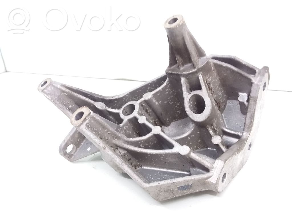 Skoda Roomster (5J) Engine mounting bracket 