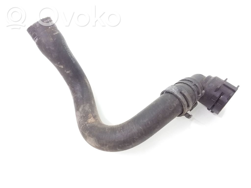 Volkswagen PASSAT B7 Tubo flessibile del liquido di raffreddamento del motore 