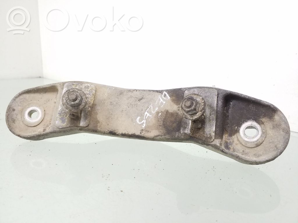 BMW 5 E39 Gearbox mounting bracket 
