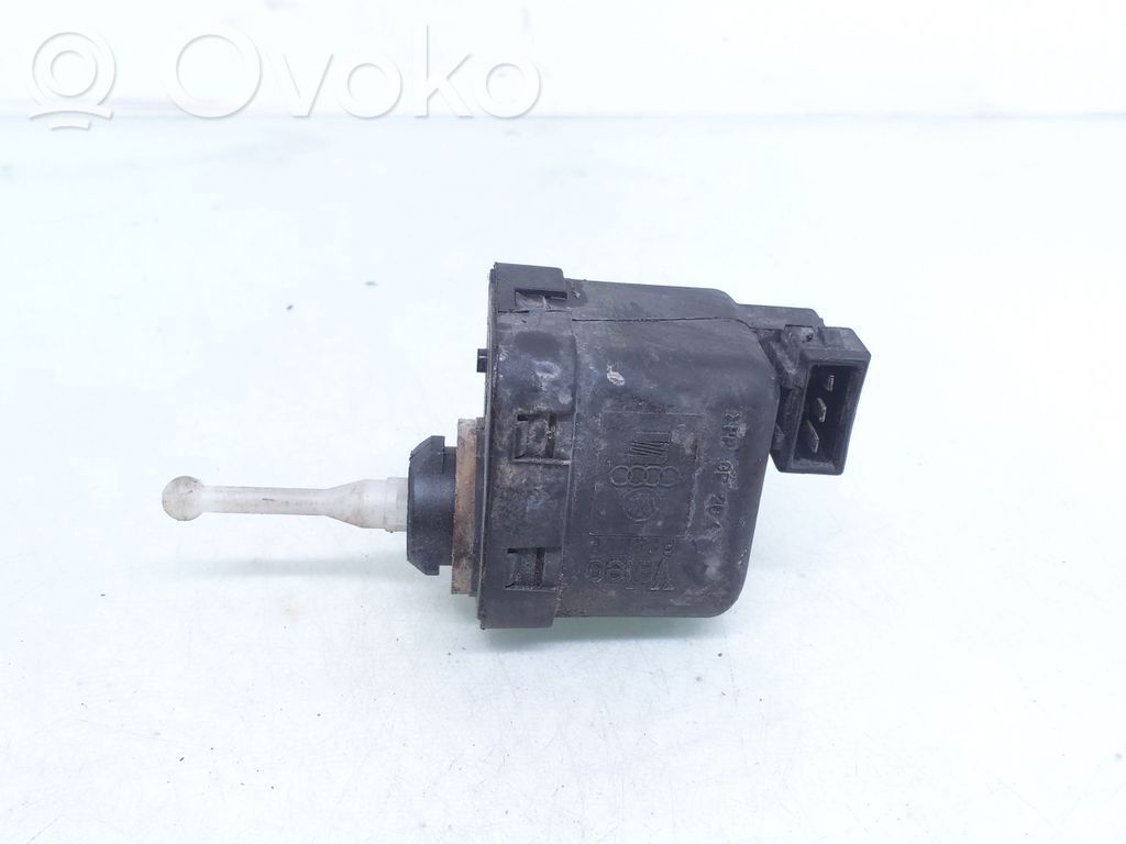 Audi A4 S4 B5 8D Motor reglare nivel far 