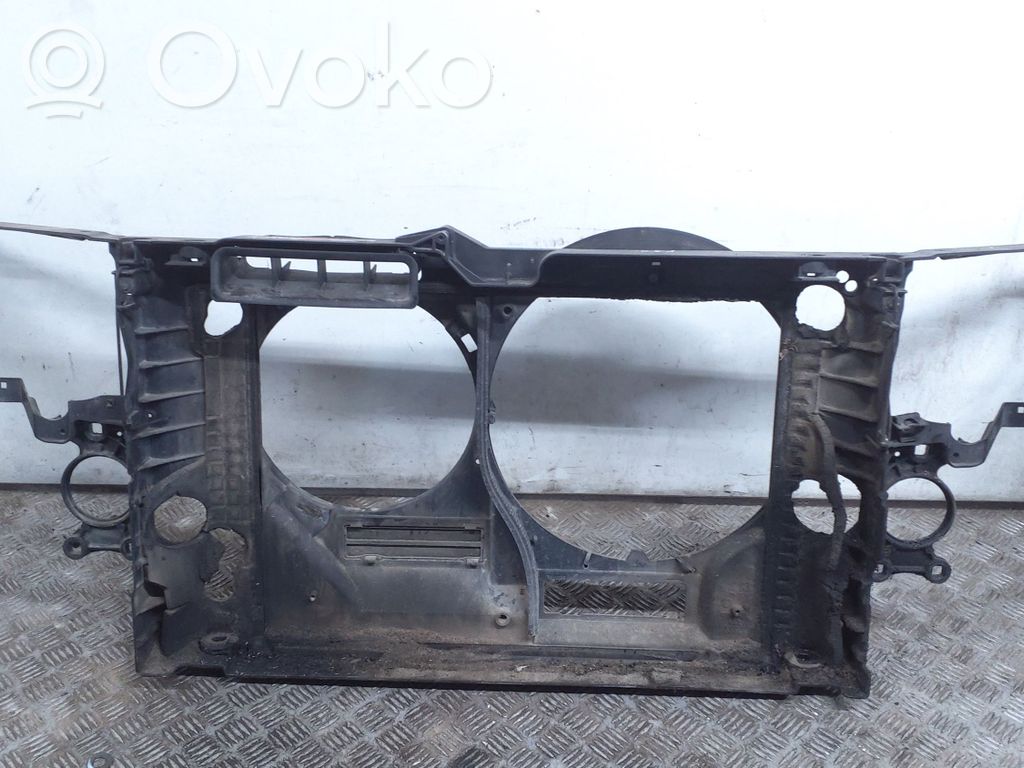 Audi A8 S8 D2 4D Radiatoru panelis 