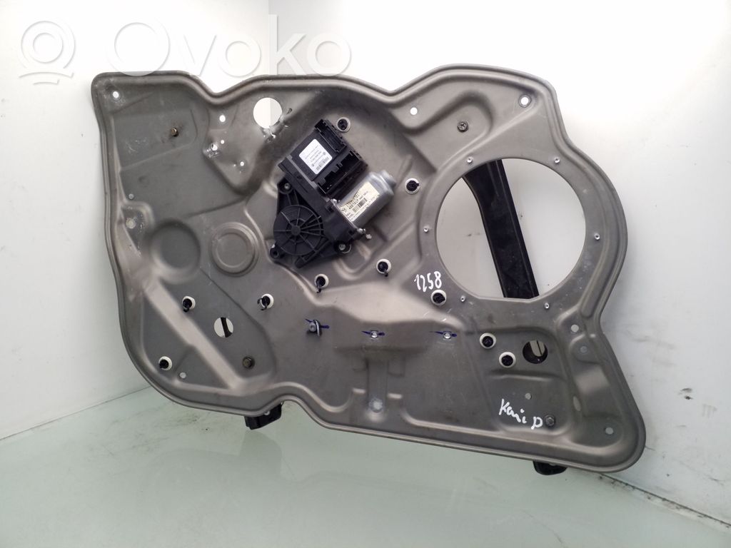 Skoda Octavia Mk2 (1Z) Alzacristalli della portiera anteriore con motorino