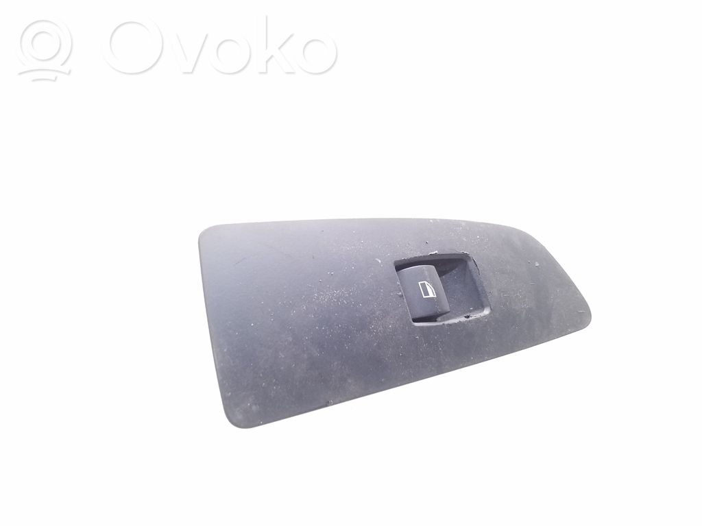 BMW 1 E81 E87 Electric window control switch 