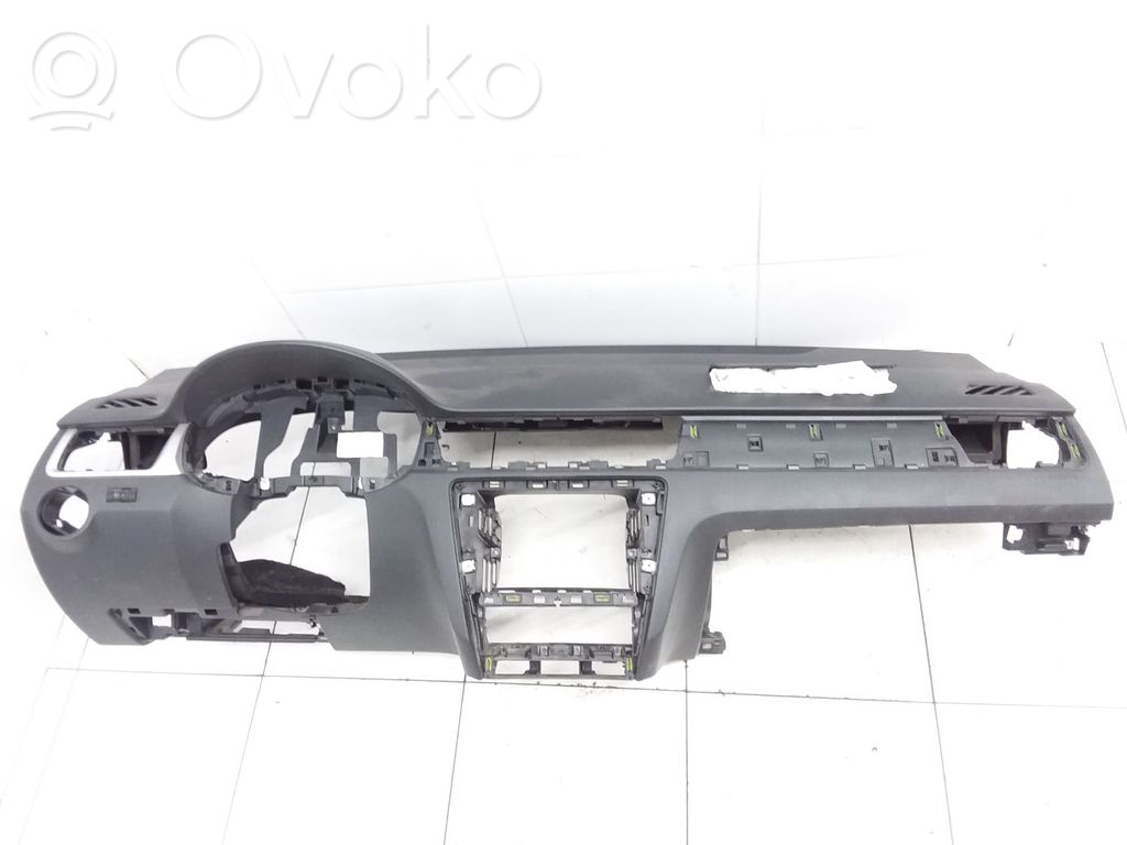 Skoda Rapid (NH) Panel de instrumentos 