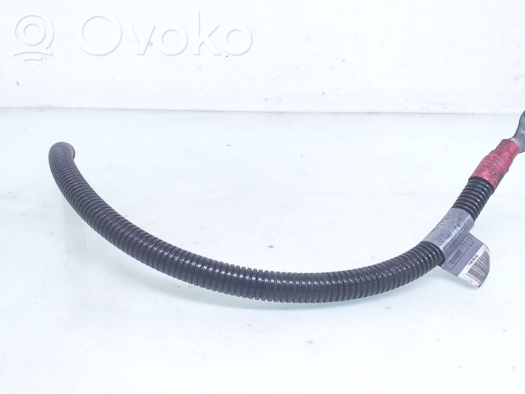 BMW 5 E60 E61 Positive cable (battery) 