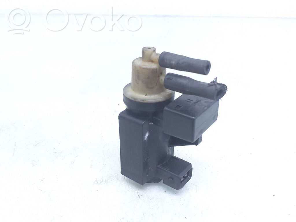 Opel Astra H Zawór podciśnienia / Elektrozawór turbiny 