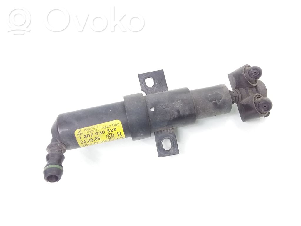 Volkswagen PASSAT B6 Ugello a spruzzo lavavetri per faro 