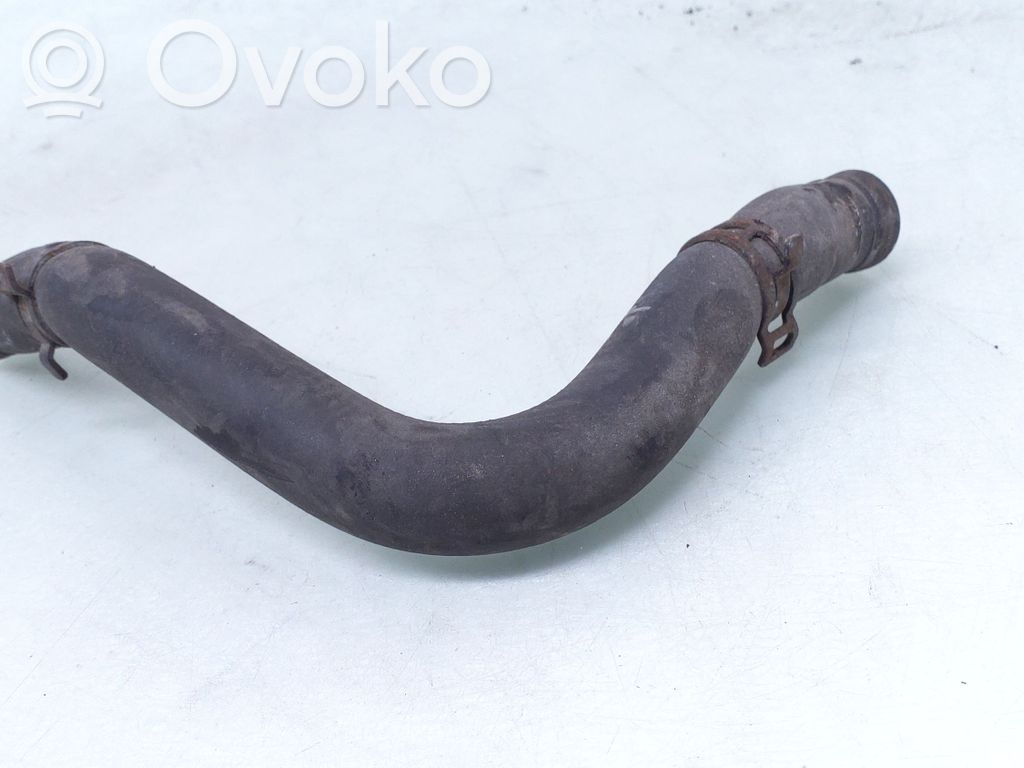 Volkswagen PASSAT B6 Engine coolant pipe/hose 