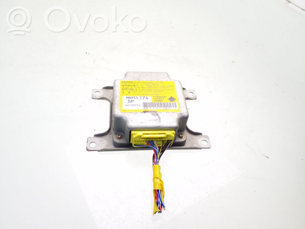 Mitsubishi Colt Airbag control unit/module 