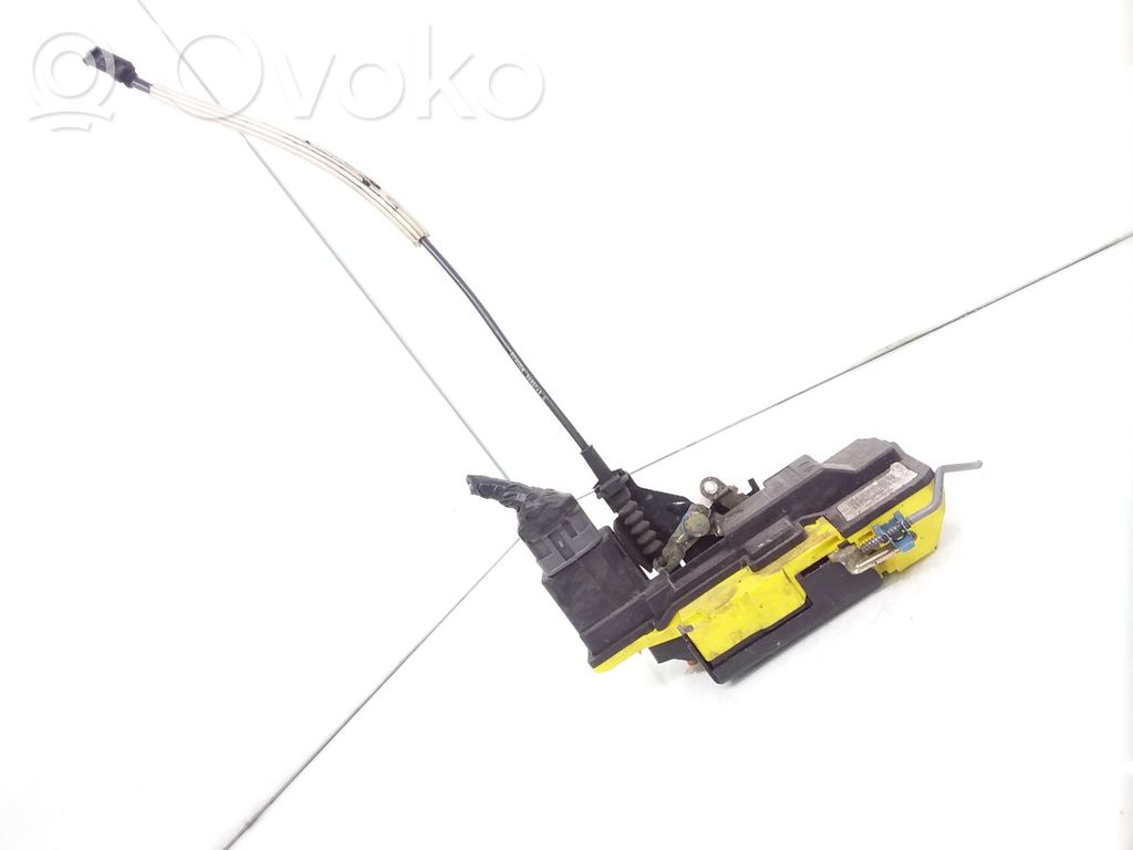 Cerradura de puerta trasera   8650552