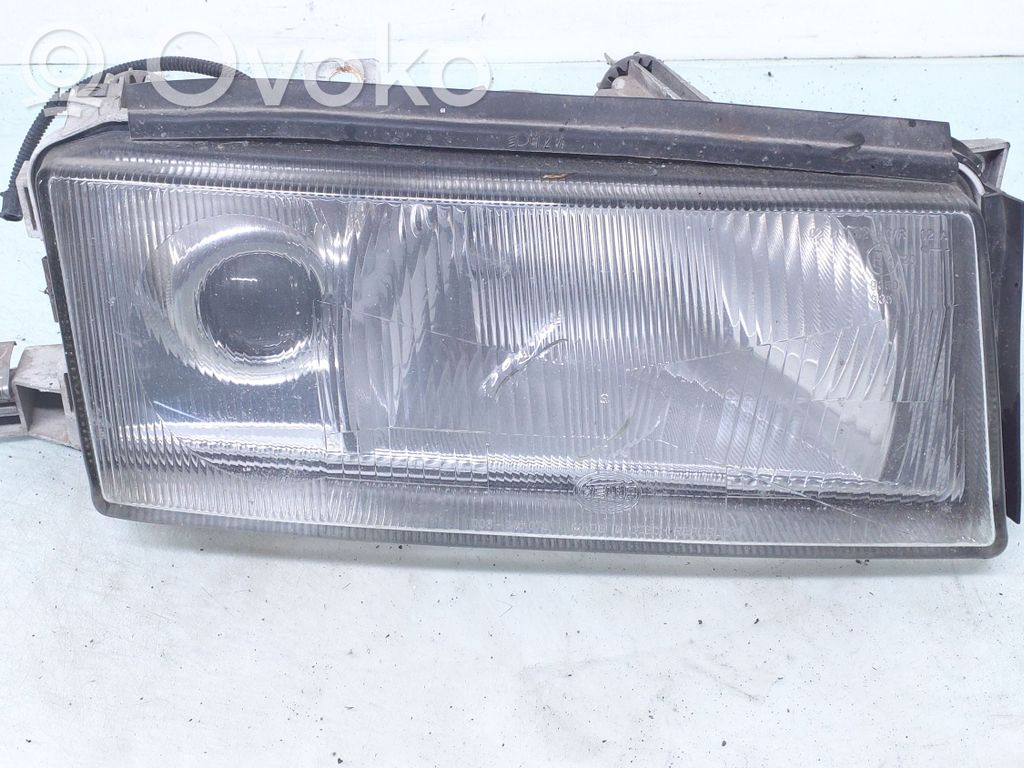 Scheinwerfer   24608600