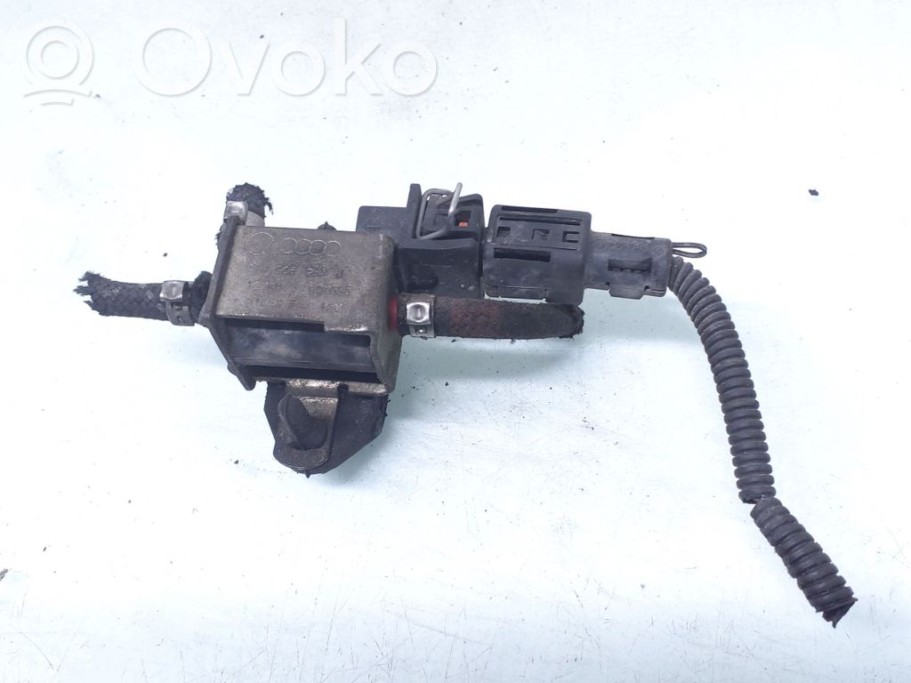 Skoda Octavia Mk1 (1U) Zawór podciśnieniowy 