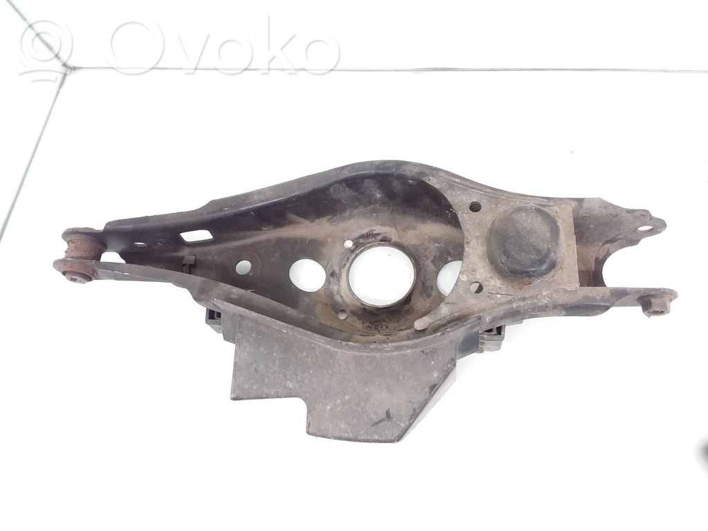 Toyota RAV 4 (XA40) Basculă superioară spate 