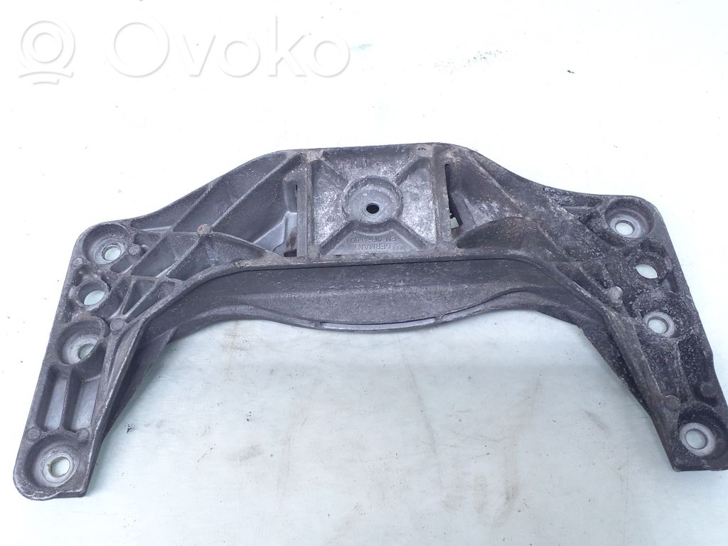 BMW 5 E60 E61 Pārnesumkārbas stiprinājuma kronšteins 