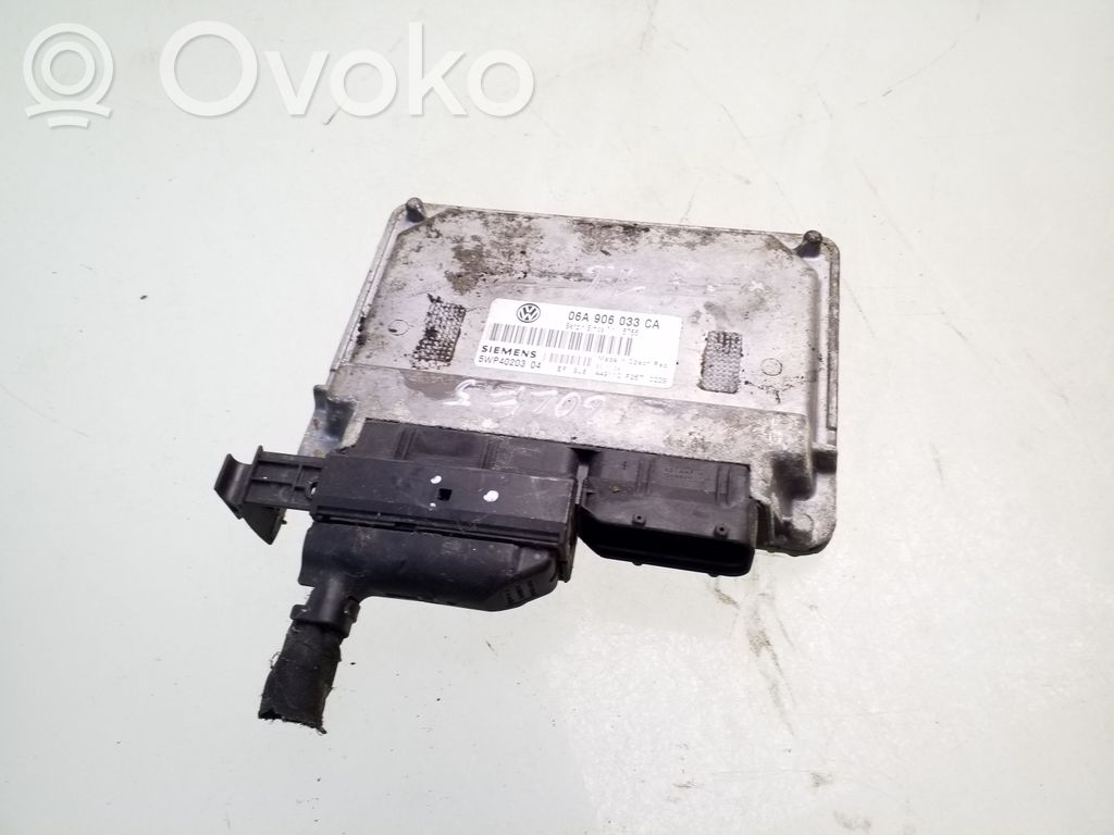 Unitate/modul de control motor   06A906033CA,5WP40203