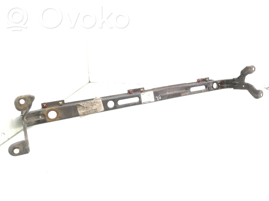 Ford Focus Radiatoru paneļa turētājs (televizora) 