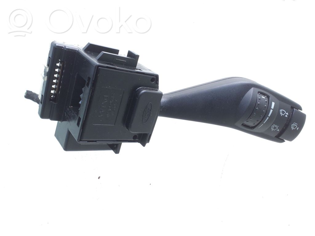 Manetă ștergător parbriz   4M5T17A553BD