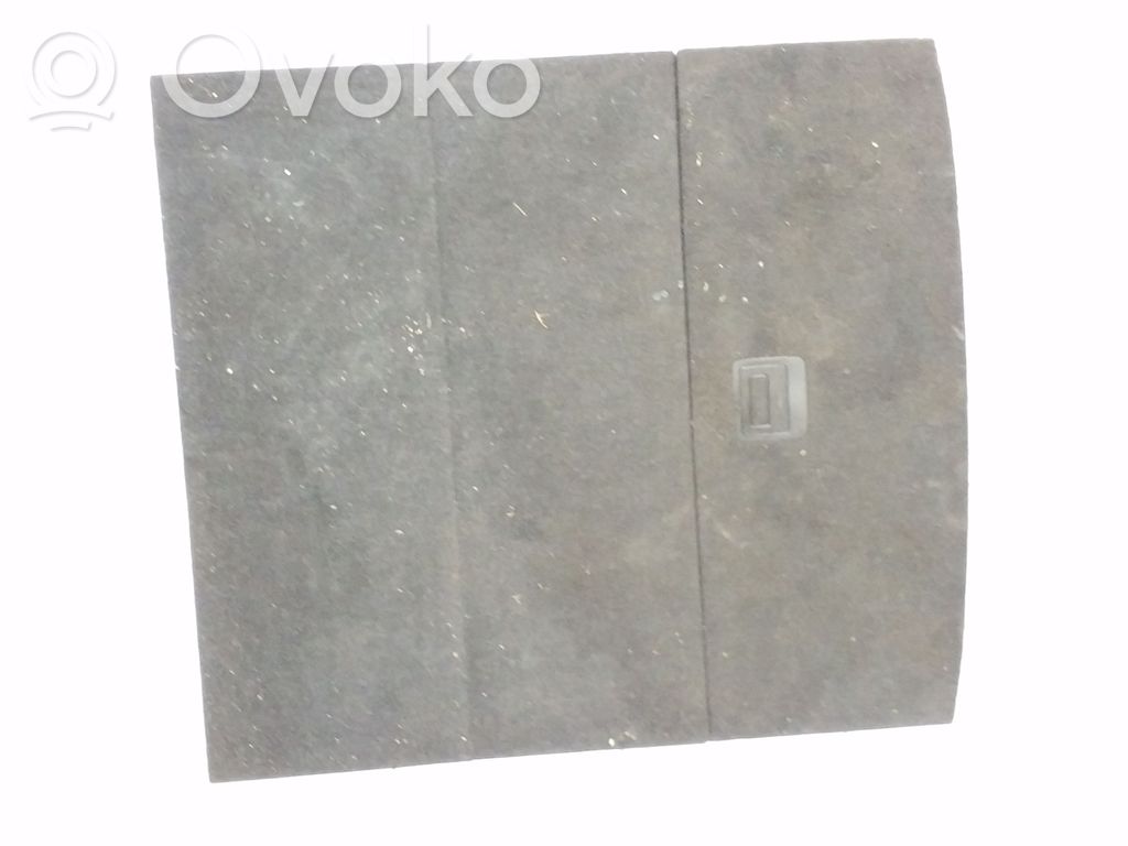 Volkswagen PASSAT B6 Tapis de coffre