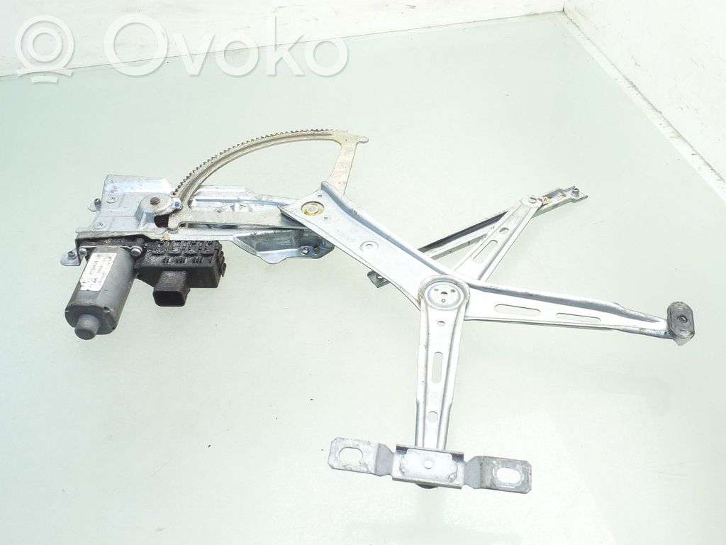 Opel Zafira B Elektryczny podnośnik szyby drzwi przednich 