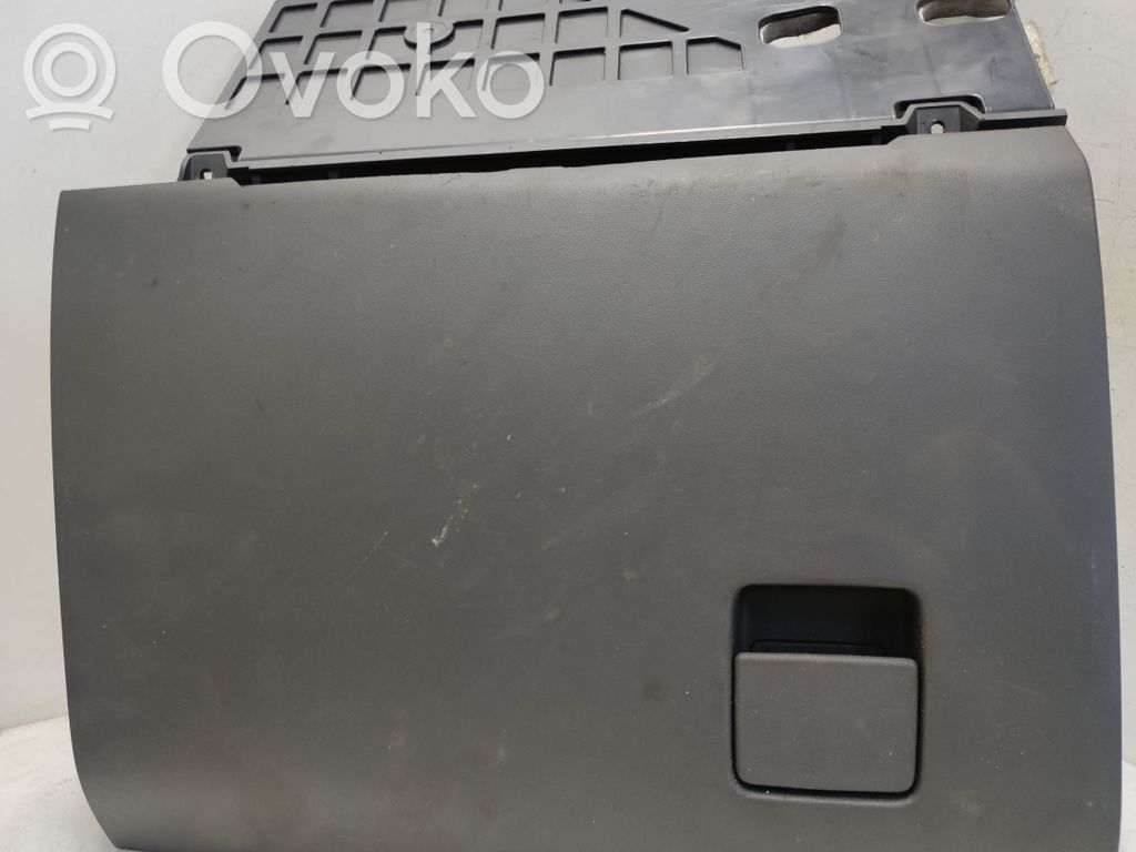 Opel Vectra C Juego guantera 