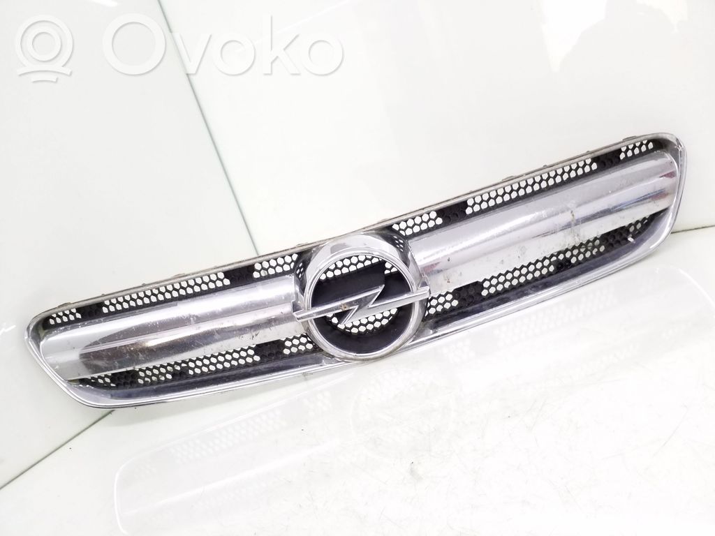 Opel Signum Etusäleikkö 