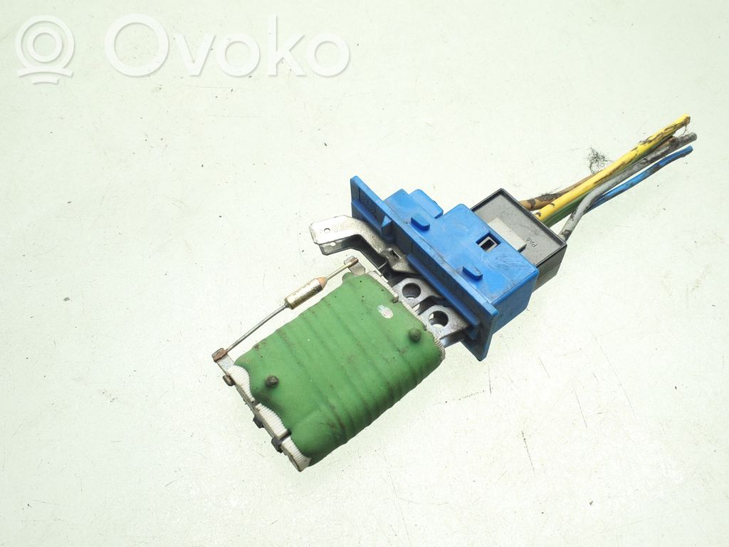Opel Vectra B Rezystor / Opornik dmuchawy nawiewu 