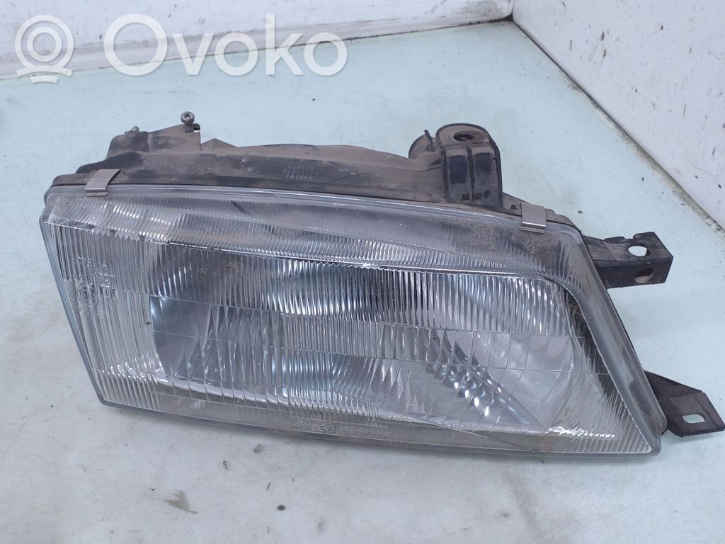 Suzuki Baleno EG Scheinwerfer 