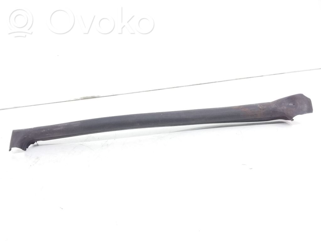 Engine compartment rubber   8215887