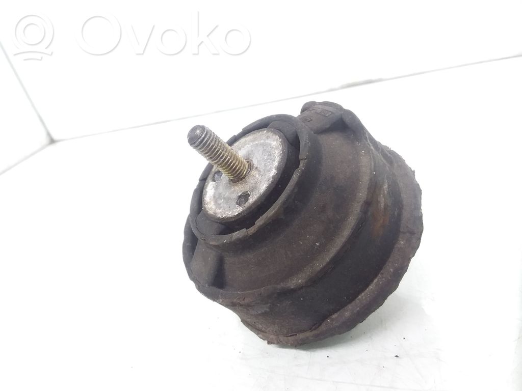 BMW 3 E46 Engine mount bracket 