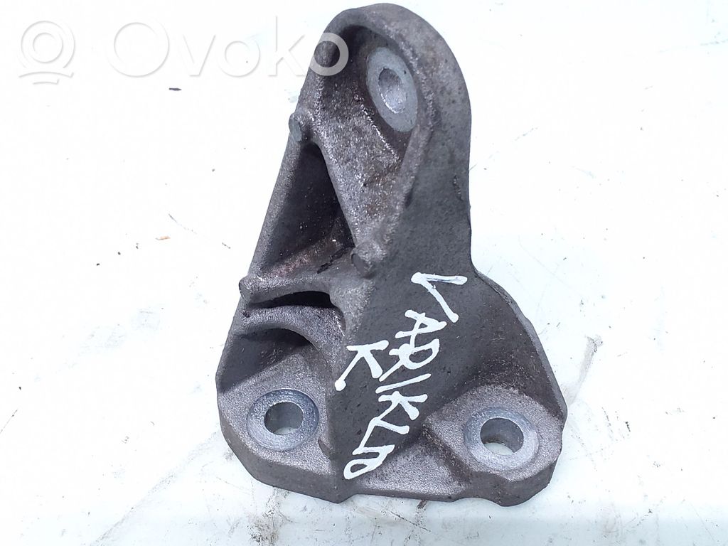Jaguar XF X250 Engine mounting bracket 
