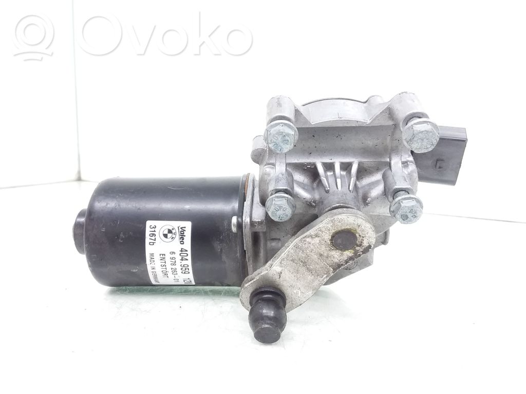 BMW 3 E90 E91 Wiper motor 