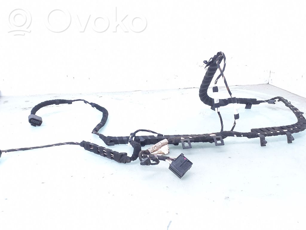 Volkswagen Touran I Arnés de cableado de la puerta trasera/maletero 