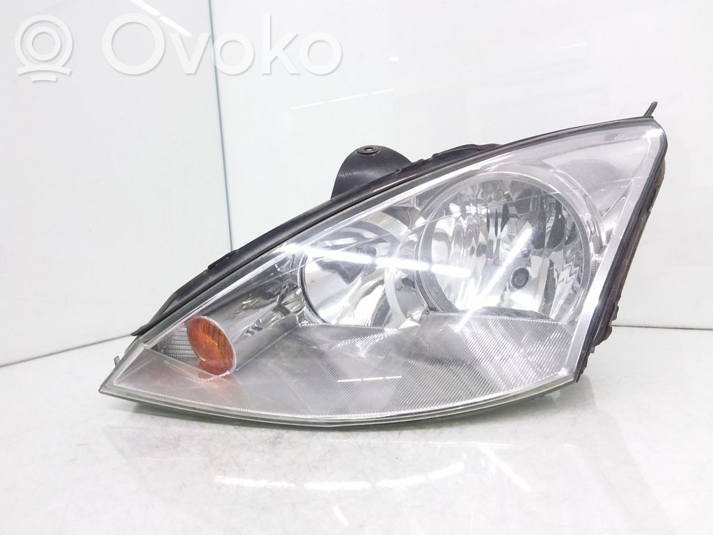 Ford Focus Headlight/headlamp 