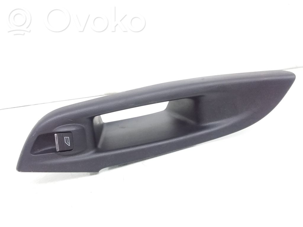 Ford Focus Electric window control switch 