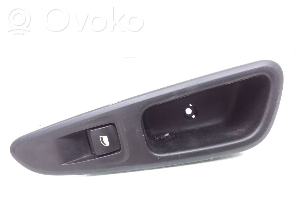 Peugeot 308 Electric window control switch 