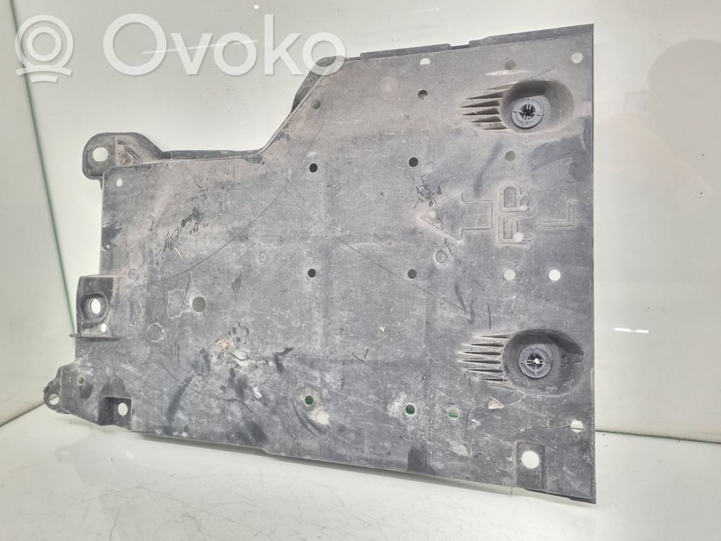 Placa protectora del centro/medio   5816602030